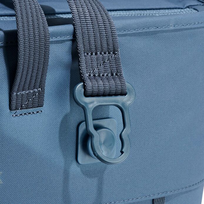 carryouttm-soft-cooler-tote-30-l-y7 250815_hydro_cooler_details_14839_6.jpg