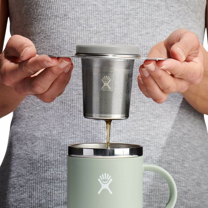 tea-infuser-n1 drif035-tea-infuser-birch-hb-pour_1.jpg