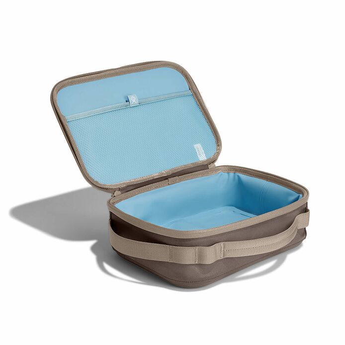 5-l-carry-outtm-lunch-box-t2 lbox217_5lcarryoutlunchbox_sandpiper_angled.jpg