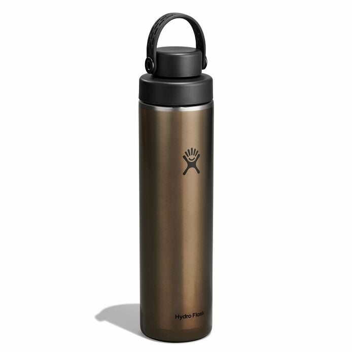 24-oz-lightweight-chug-cap-bottle-d4 lw24lwfcc080-24-oz-lightweight-chug-cap-bottle-wide-mouth-obsidian-angled.jpg